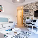 Rare ! With Terrace 5min Walk To The Palais Apartment *