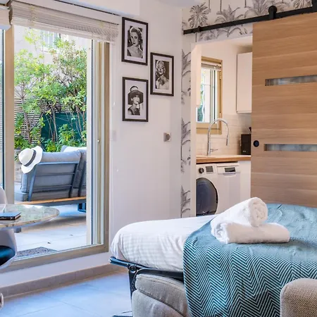 Apartment Rare ! With Terrace 5min Walk To The Palais