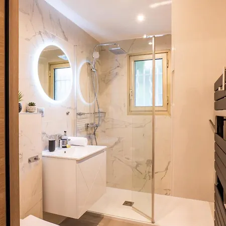 Rare ! With Terrace 5min Walk To The Palais * Cannes