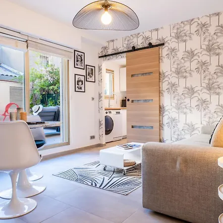 Rare ! With Terrace 5min Walk To The Palais * Cannes